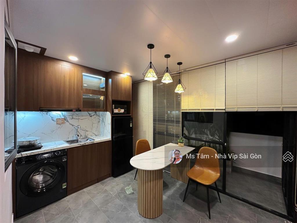 Giảm giá bán nhà gần đh kinh tếbệnh viện chdv xây mớidòng tiền 6%/năm (6x18)104m2 giảm còn 23 tỷ