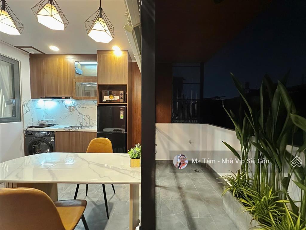 Giảm giá bán nhà gần đh kinh tếbệnh viện chdv xây mớidòng tiền 6%/năm (6x18)104m2 giảm còn 23 tỷ
