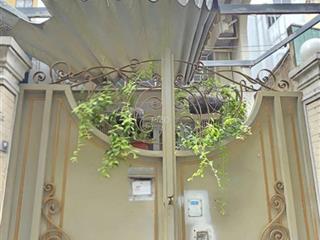 Hẻm 4,5m sát mặt tiền phan xích long(4,2mx14m) 4 tầng mới đẹp,vào ở ngay.giá 9 tỷ 0932 723 *** tâm