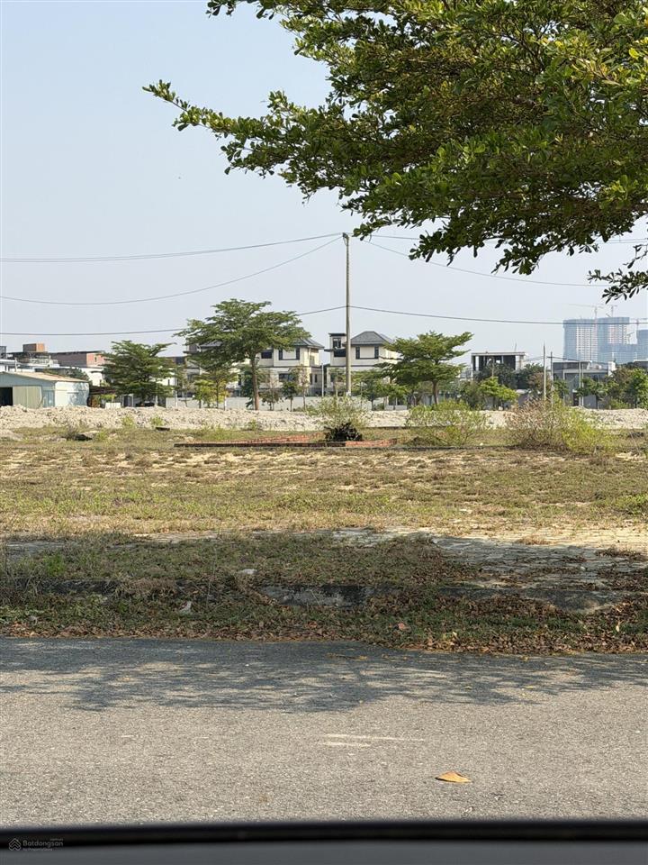 Cần bán gấp 1 lô khu đô thị 7b sau lưng coccobay