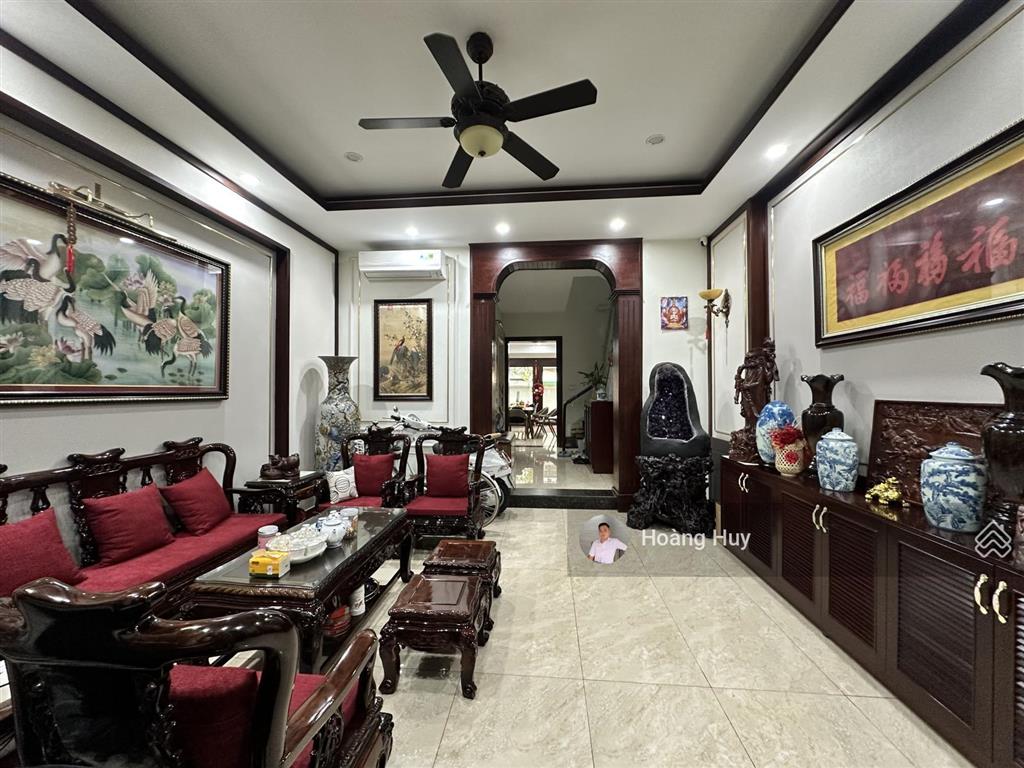 Chính chủ bán nhà liền kề 91 nguyễn chí thanh, 2 thoáng vĩnh viễn, sân chơi nội khu 90m2 6t 6x tỷ