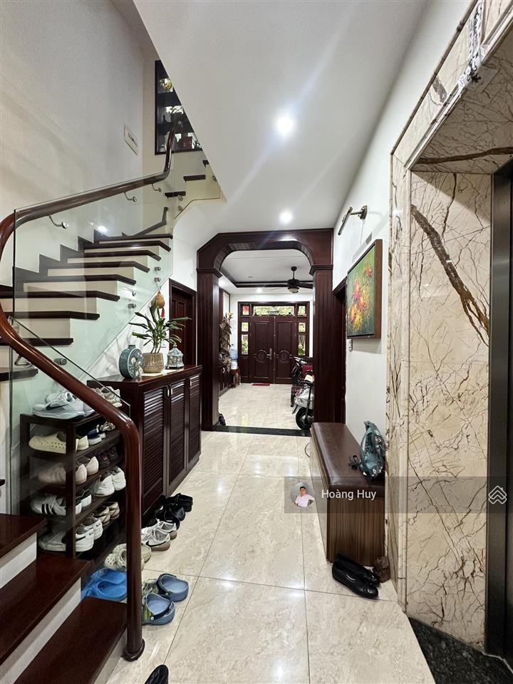 Chính chủ bán nhà liền kề 91 nguyễn chí thanh, 2 thoáng vĩnh viễn, sân chơi nội khu 90m2 6t 6x tỷ