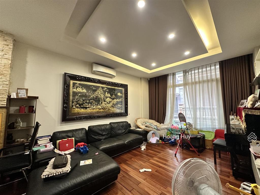 Chính chủ bán nhà vũ trọng phụng, gần phố, tự xây chắc chắn, full nội thất 62m2 5t mt 4,1m 18,5 tỷ