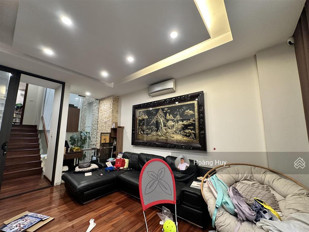 Chính chủ bán nhà vũ trọng phụng, gần phố, tự xây chắc chắn, full nội thất 62m2 5t mt 4,1m 18,5 tỷ