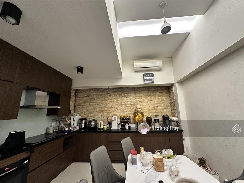 Chính chủ bán nhà vũ trọng phụng, gần phố, tự xây chắc chắn, full nội thất 62m2 5t mt 4,1m 18,5 tỷ