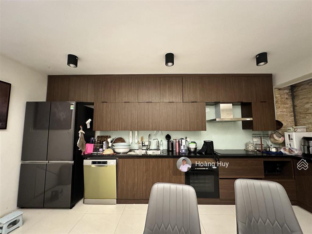 Chính chủ bán nhà vũ trọng phụng, gần phố, tự xây chắc chắn, full nội thất 62m2 5t mt 4,1m 18,5 tỷ