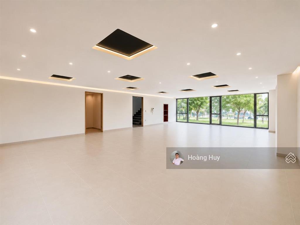 Cực hiếm! bán toà văn phòng lê văn lương, lô góc, sát phố, xây mới tinh, 125m2 9t mt 12m 79 tỷ tl