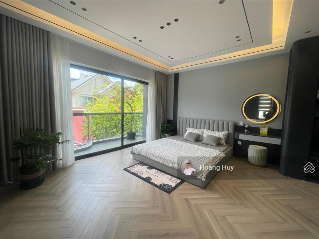 Chính chủ bán nhà liền kề 91 nguyễn chí thanh, 2 thoáng vĩnh viễn, sân chơi nội khu 90m2 6t 6x tỷ