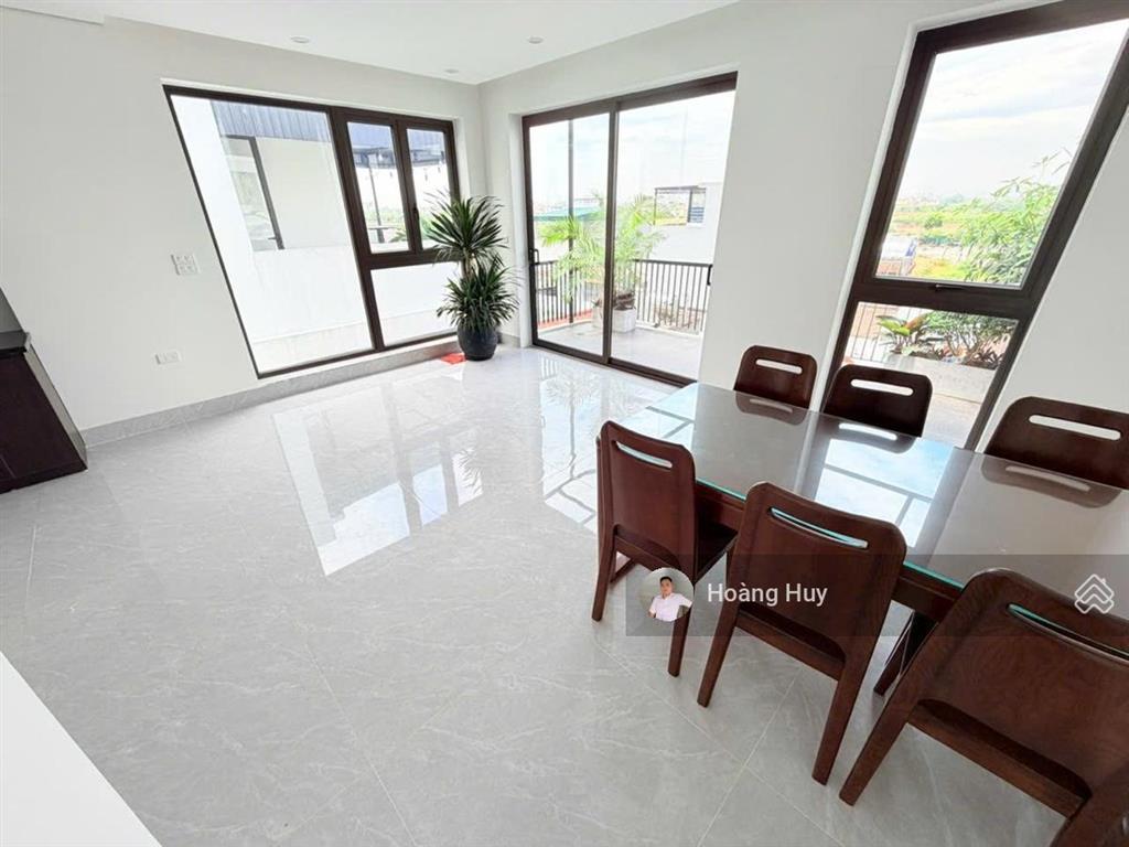 Giảm chào 5 tỷ! bán nhà mặt phố nguyễn văn tuyết, lô góc, 1 mặt phố, 1 mặt ngõ ô tô 45m2 6t mt 5,1m
