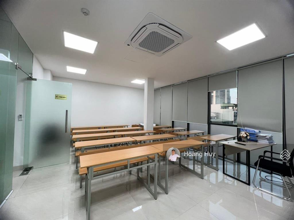 Bán nhà ngụy như kon tum, phân lô vip, sát phố, ô tô tránh, 9t thang máy 72m2 x mt 7m 41,9 tỷ
