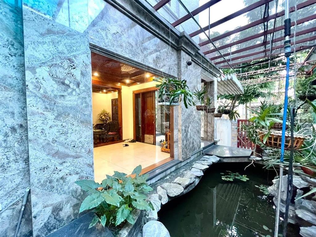 Giảm giá 8 tỷ! bán biệt thự xuân la lô góc 3 thoáng, view vườn hoa 135m2 x 5t có hầm x mt 9m 60 tỷ