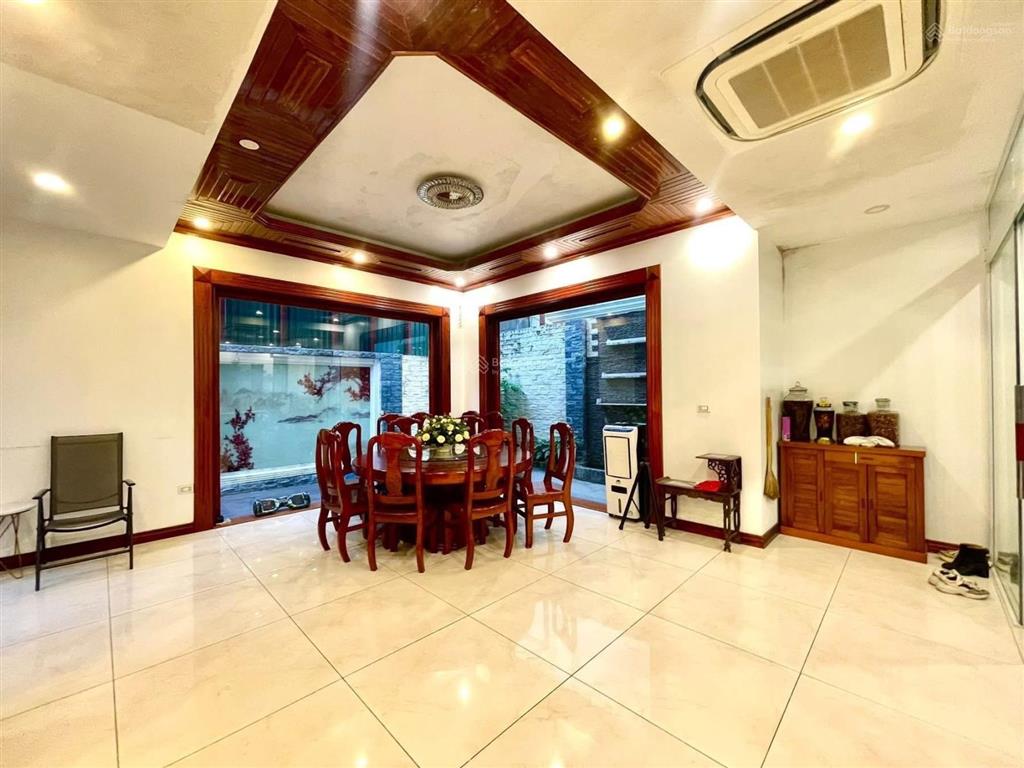 Giảm giá 8 tỷ! bán biệt thự xuân la lô góc 3 thoáng, view vườn hoa 135m2 x 5t có hầm x mt 9m 60 tỷ