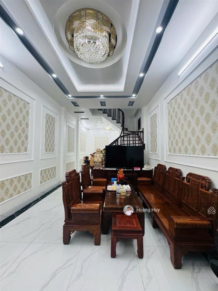 Cực hiếm! bán nhà chùa bộc, phân lô, ô tô tránh, 1 nhà ra phố, nội thất đẹp 45m2 5t mt 4,1m 18,5 tỷ
