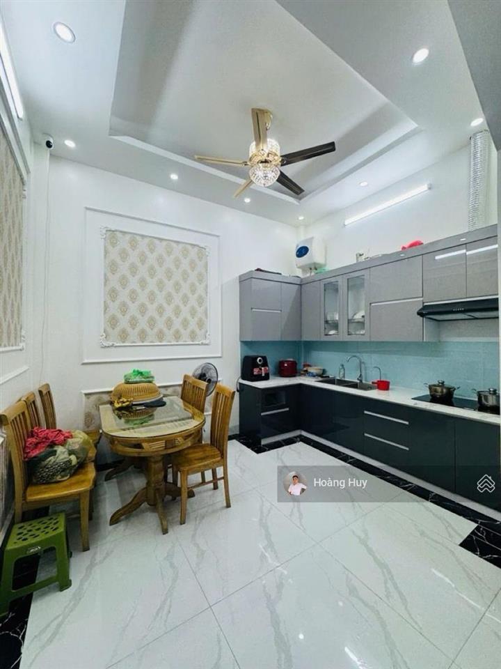 Cực hiếm! bán nhà chùa bộc, phân lô, ô tô tránh, 1 nhà ra phố, nội thất đẹp 45m2 5t mt 4,1m 18,5 tỷ