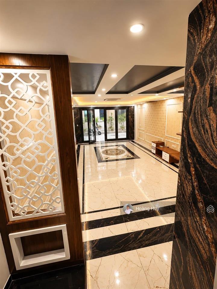 Bán nhà khuất duy tiến ngõ thông ra nguyễn tuân 80m2 5t mt 5m 29,95 tỷ, 3 ô tô tránh, dừng đỗ, kd