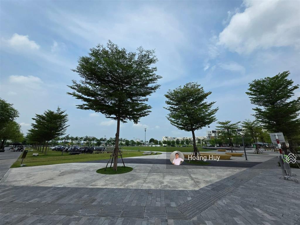 Chính chủ bán nhà liền kề, mặt phố đi bộ kđt the manor central park vỉa hè rộng 75m2 5t mt 5m 33 tỷ