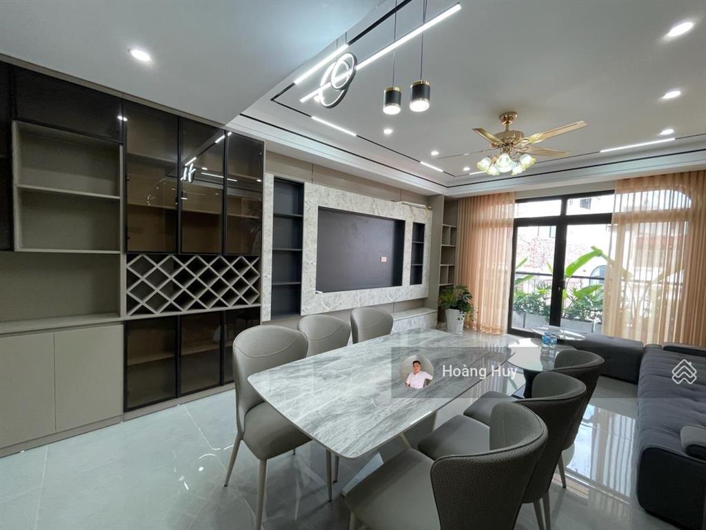 Rẻ  cực hiếm! bán nhà chùa bộc, 20m ra mặt phố, không quy hoạch 45m2 x 5t x mt 4,2m 12,3 tỷ