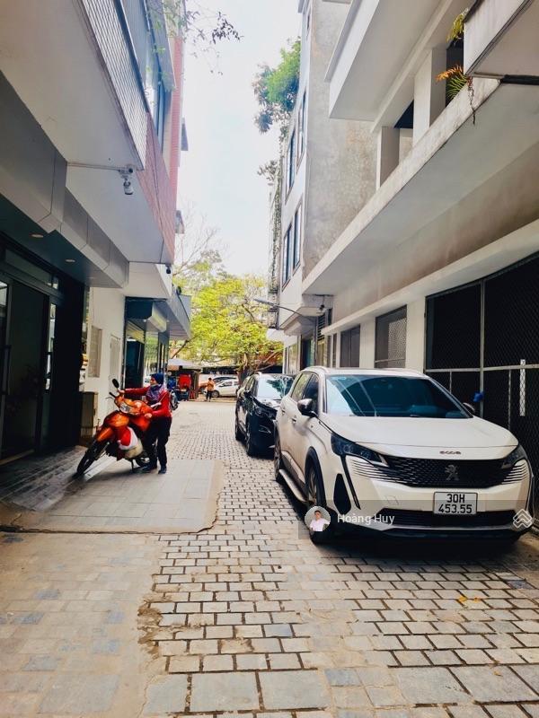 Bán nhà phân lô ngay học viện tư pháplê văn lương, phân lô, ô tô tránh 100m2x 4t x mt 6.6m 32,4 tỷ