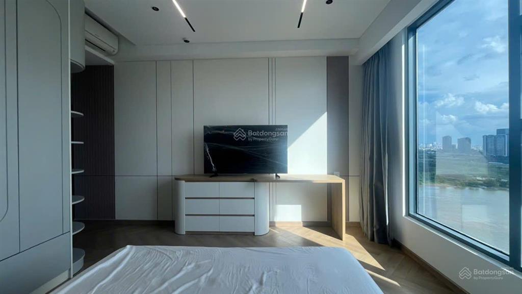 Bán căn hộ view bitexco sunwah pearl với diện tích 101m² giá bán 24,5 tỷ all in, full nt