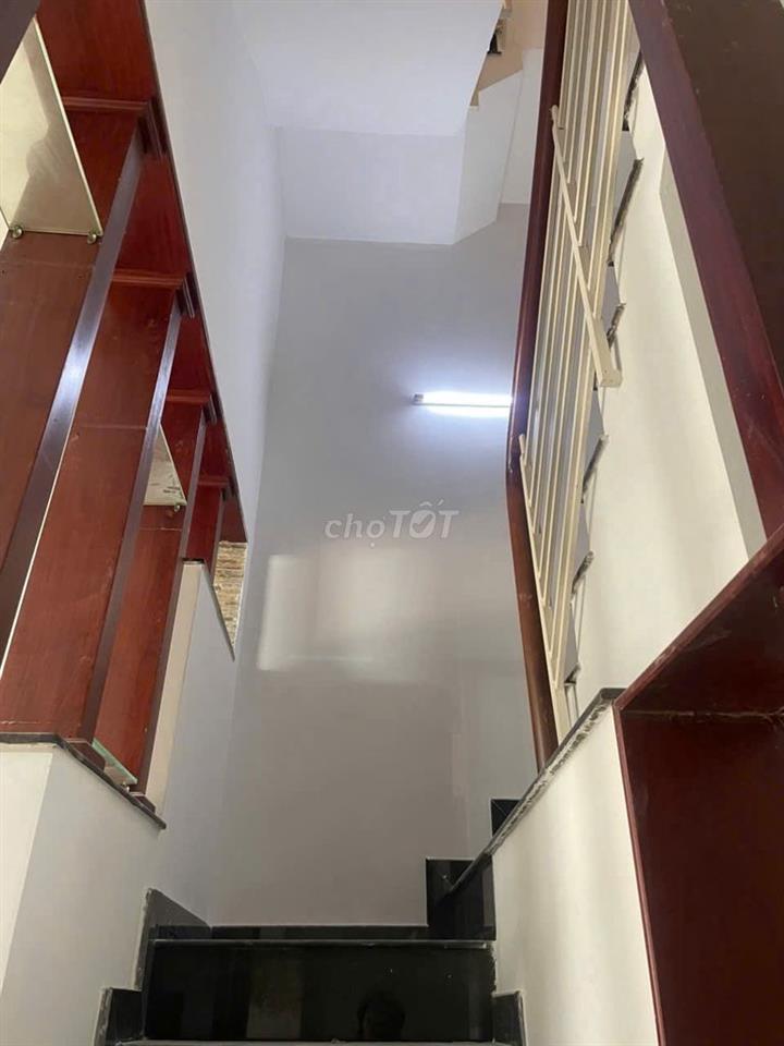 BÁN NHÀ MT TRẦN THÁNH TÔNG, P. 15, Q.TÂN BÌNH, 8.7 TỶ