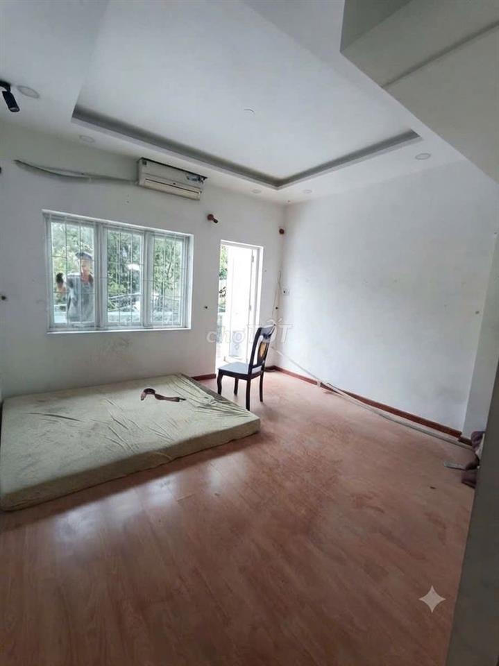 CHO THUÊ NHÀ MT GIÁ RẺ KHU BÌNH PHÚ, LÝ CHIÊU HOÀNG, P. 10, Q.6, 17TR.