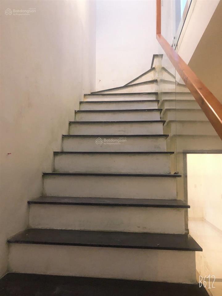 Bán đất tặng nhà 2 mê đúc mt trần duy chiến đường 10m5  dt 79m vị trí đẹp