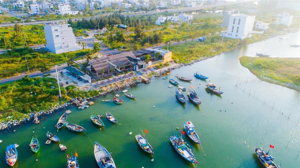Đất mt phạm huy thông đường 10m5, dt 128m & 156m2