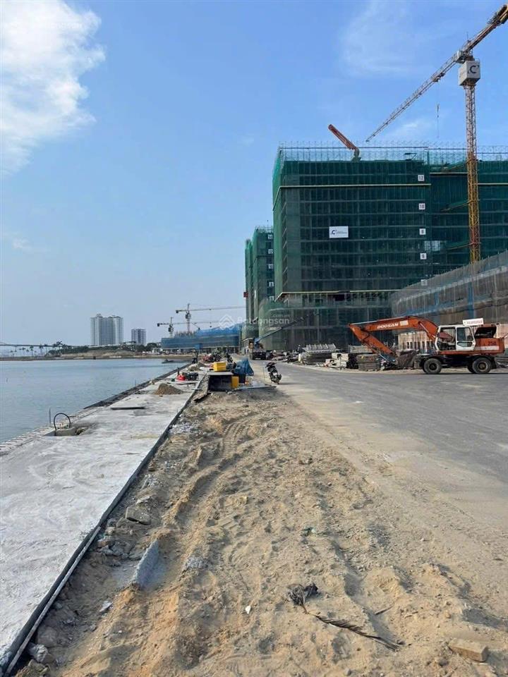 Bán đất biệt thự nguyễn đình hoàn dt ngang 12m5 x 22m = 270m2, giá 79 tr/m2 sau ks alansea 5 sao