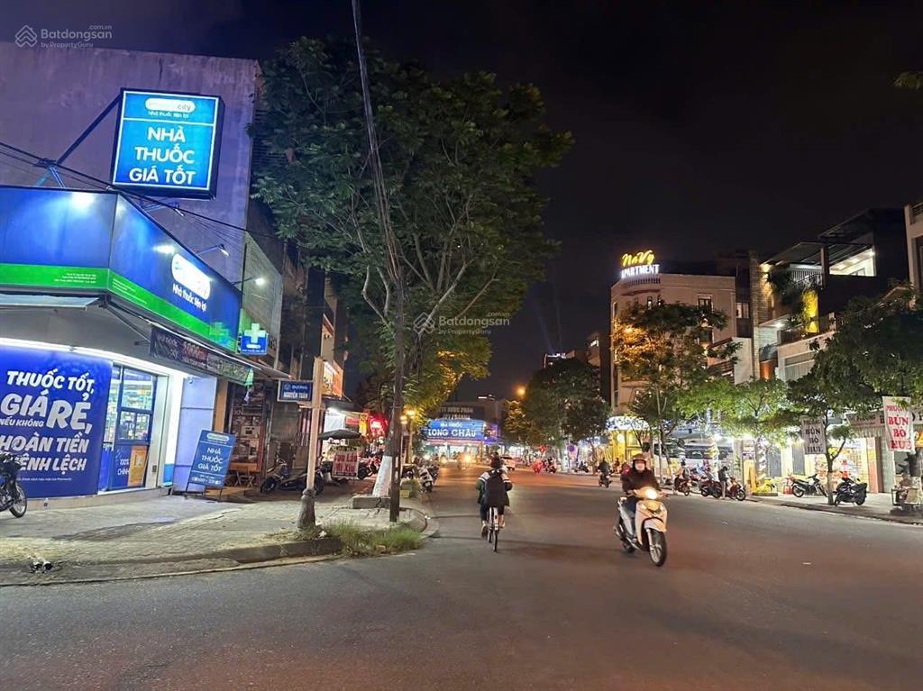 Bán đất tặng nhà biệt thự cũ lê phụng hiểu đường 7m5  dt 92m2 cách sông hàn 70m vị trí đẹp