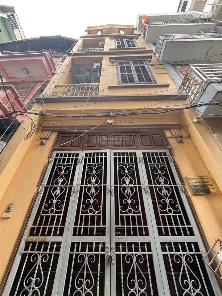 Bán nhà nhỏ 30 m², 4.5 tầng, giá 6.9 tỷ, đường 2 m tại nhân mỹ, mỹ đình, sát svđ mỹ đình