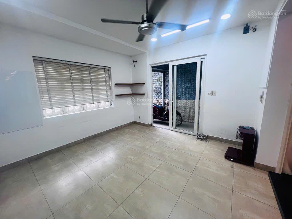 Bán nhà 1041 hxh trần xuân soạn 4x14m 1trệt 1lửng 1lầu 6.5 tỷ ngay himlam, hoàng trọng mậu