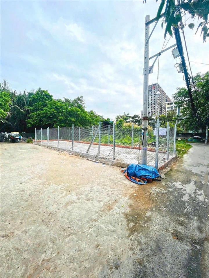 Bán đất hẻm 3m 50m ra mt huỳnh tấn phát, phú mỹ, q7  3,5 tỷ (tl)  4.5m x 15m, đất trống