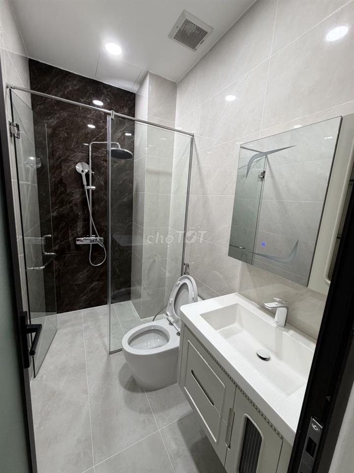 MẶT TIỀN CAO CẤP