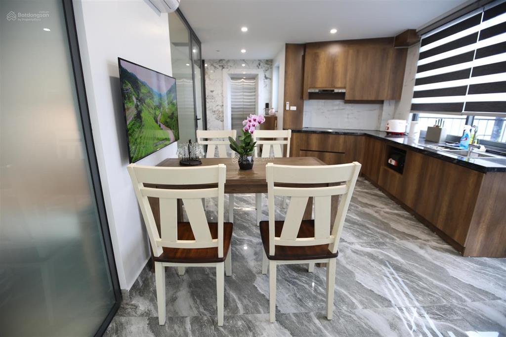 Cho thuê căn hộ 2pn, 1wc, 70m2, giá ưu đãi 11 triệu tại số 7 ngách 406/68 âu cơ, tây hồ, hà nội