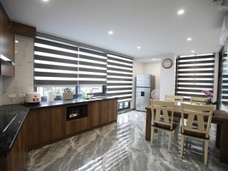 Cho thuê căn hộ 2pn, 1wc, 70m2, giá ưu đãi 11 triệu tại số 7 ngách 406/68 âu cơ, tây hồ, hà nội