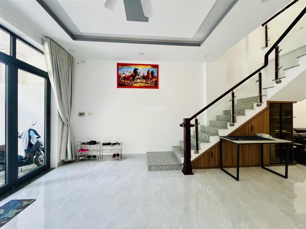 Bán nhanh nhà phố 3 tầng, đường vương thừa vũ, kđt phước long a, nha trang