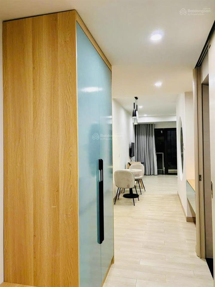 Bán nhanh căn hộ gold coast nha trang. tầng cao, ban công đông nam thoáng mát. sở hữu lâu dài