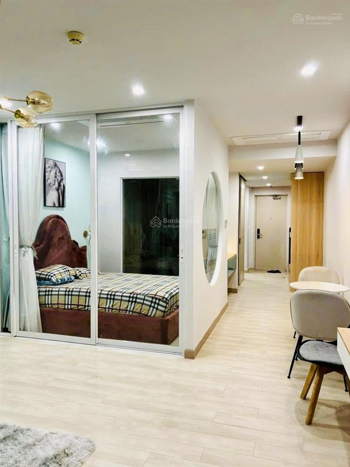 Bán nhanh căn hộ gold coast nha trang. tầng cao, ban công đông nam thoáng mát. sở hữu lâu dài
