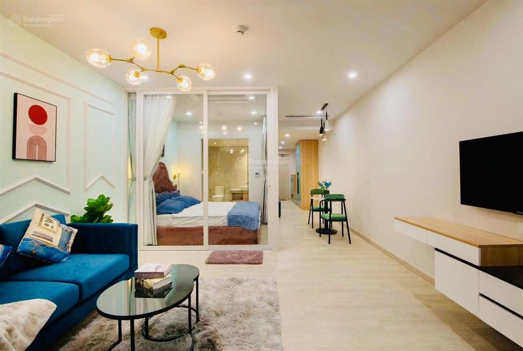 Bán nhanh căn hộ gold coast nha trang. tầng cao, ban công đông nam thoáng mát. sở hữu lâu dài