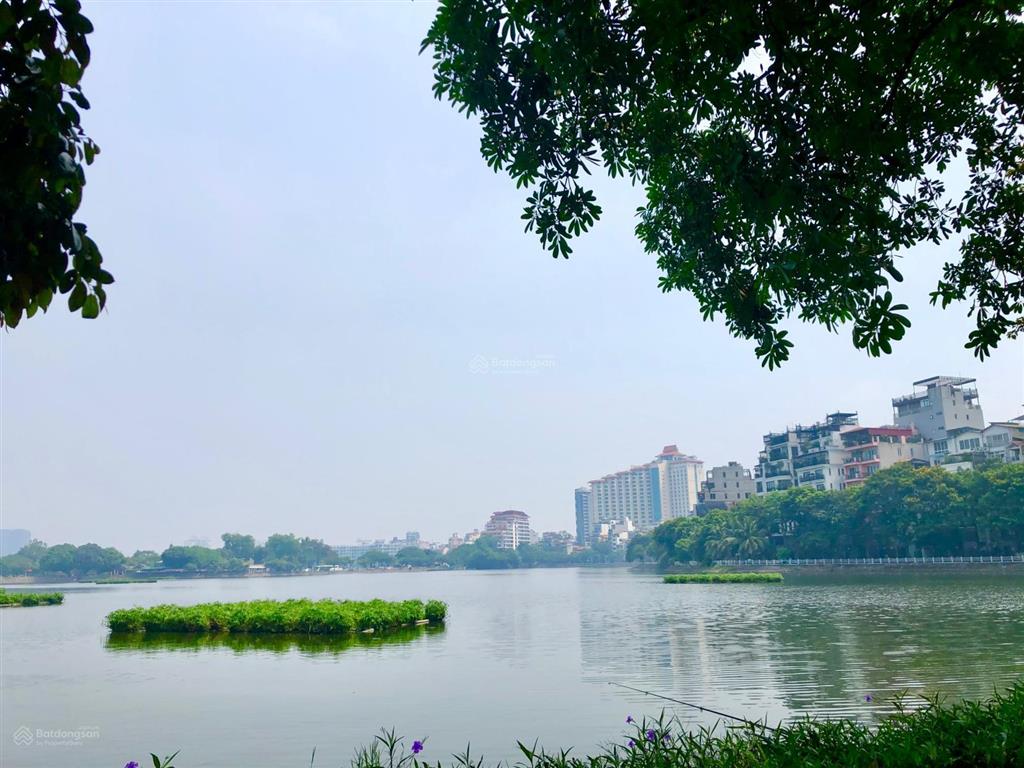 Cần bán nhà mặt phố hàng bún, ba đình. dt 90m2 x mt 5,5m. vị trí rất đẹp, gần phố phan đình phùng