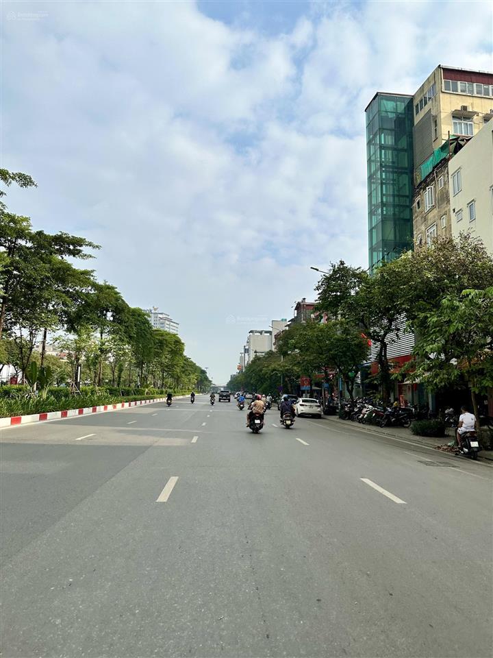 Cần bán nhà mặt ngõ 97 phố văn cao, ba đình. dt sổ 65m2 x 5t, mt 4,5m. ôtô tránh  cách mp đúng 30m
