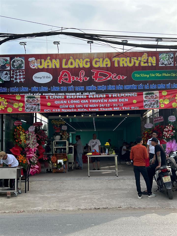 Chính chủ  bán nhà mặt tiền đường nguyễn xiển. nhà đang cho thuê 28tr.  0904 433 *** có hh 2% mg