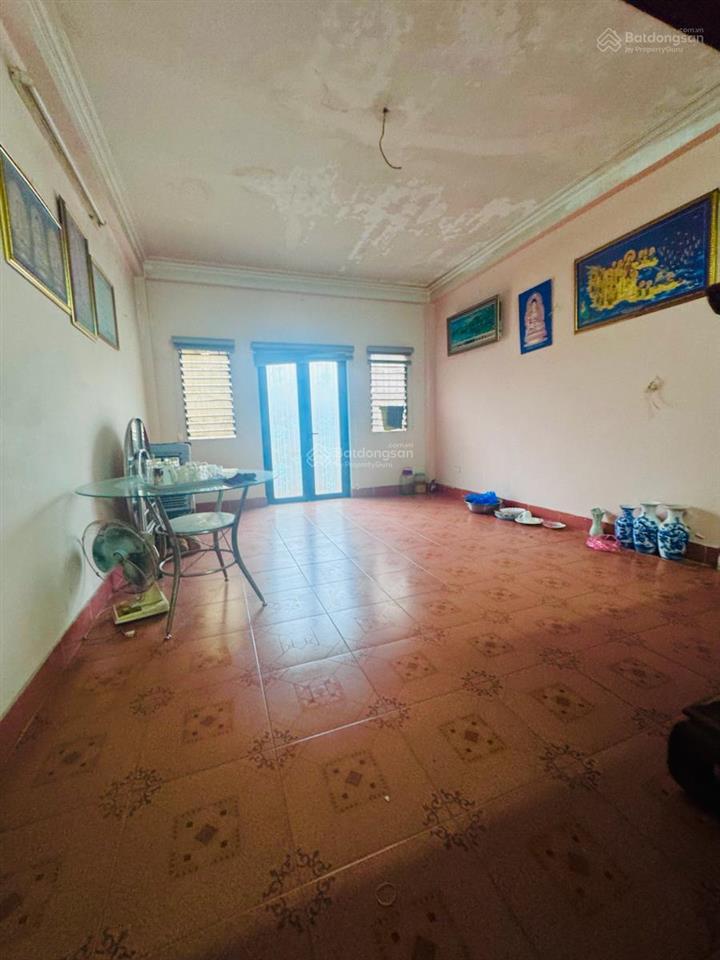 Bán nhà phân lô đào tấn  nhà đẹp  dân xây 2 thoáng trước sau  47m2  mt 4m1  18 tỷ có tl