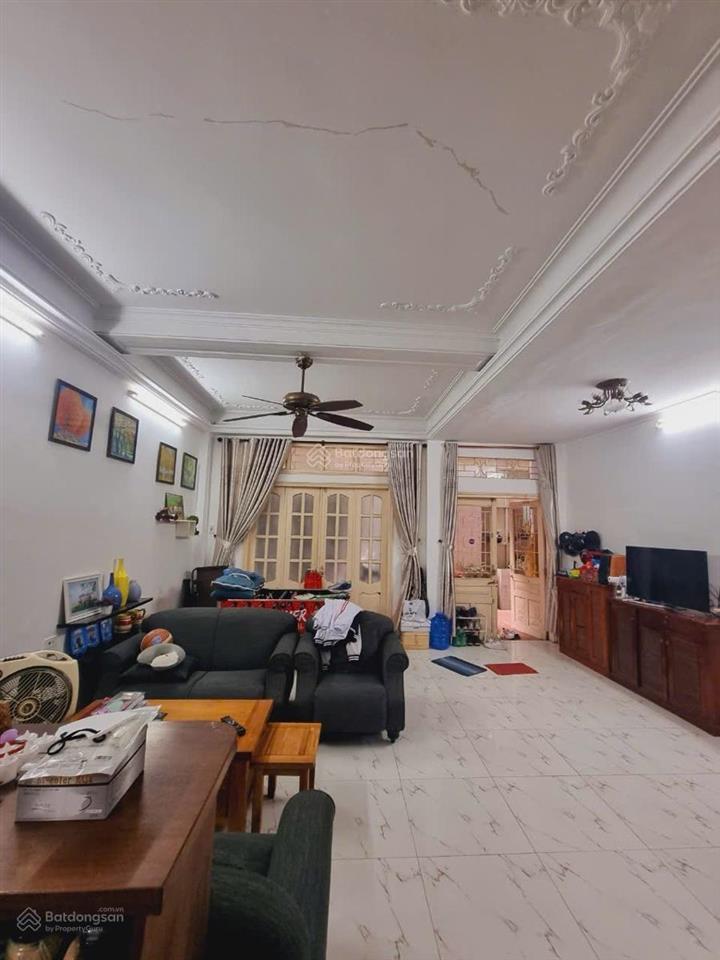 Nhà dân xây 39m2, 6 tầng mặt ngõ 127 phố hào nam, nhà đẹp, chắc chắn, 5 ngủ, 2 thoáng, 0867 078 ***