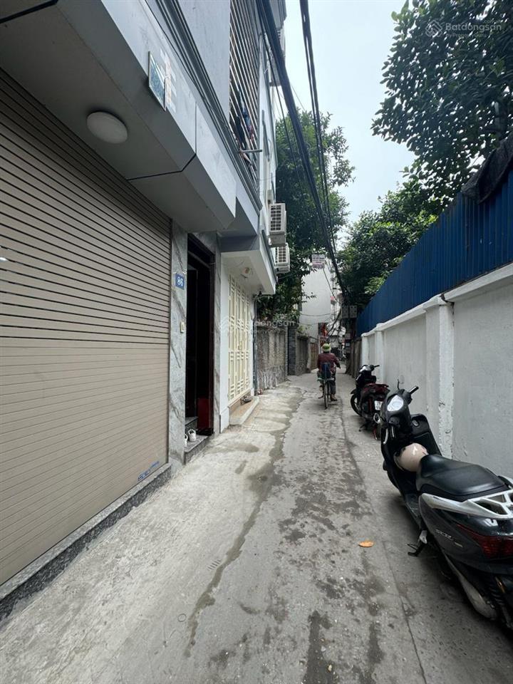 Nhà dân xây 39m2, 6 tầng mặt ngõ 127 phố hào nam, nhà đẹp, chắc chắn, 5 ngủ, 2 thoáng, 0867 078 ***