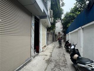 Nhà dân xây 39m2, 6 tầng mặt ngõ 127 phố hào nam, nhà đẹp, chắc chắn, 5 ngủ, 2 thoáng, 0867 078 ***