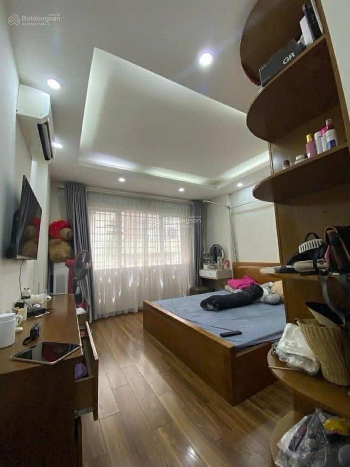 Bán nhà dân xây, lô góc 3 thoáng, ngõ ba gác, 15m ra mặt phố, 3 ngủ, 5 tầng, giá 8.6 tỷ, 0867 078 ***
