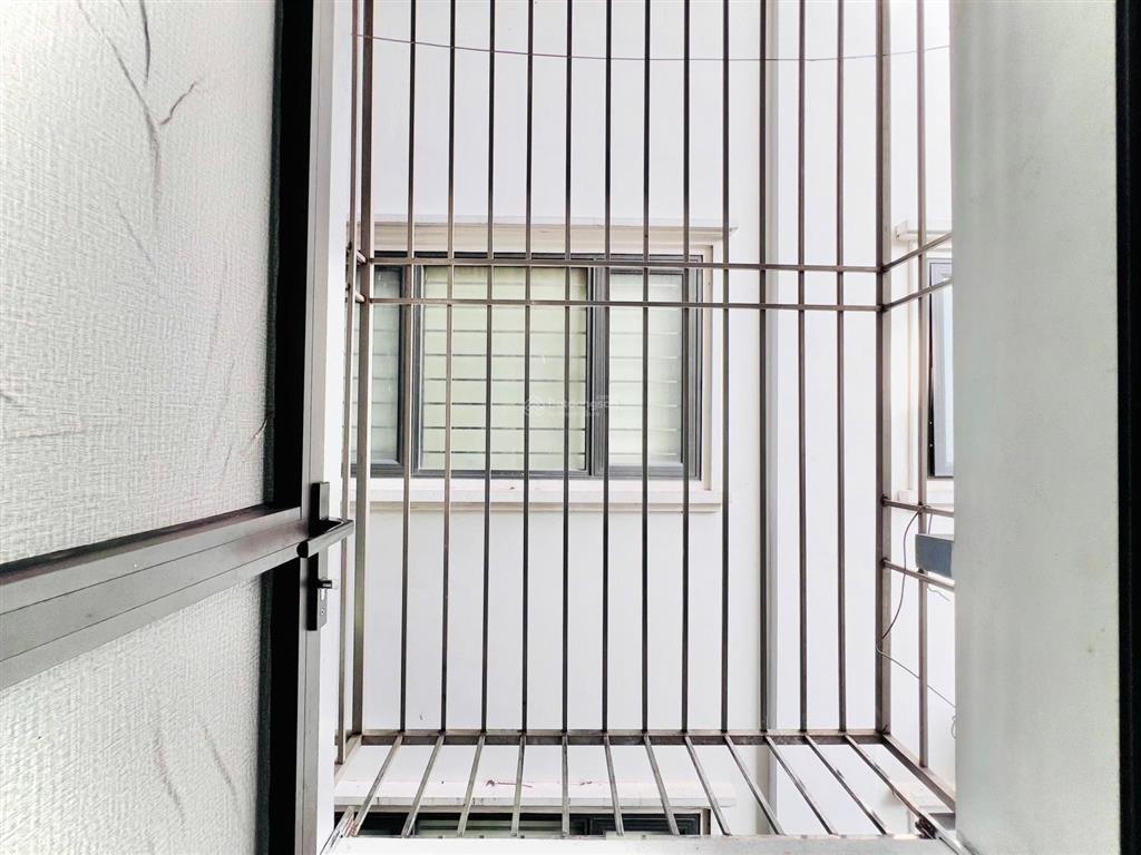 Cho thuê chung cư mini đẹp, đầy đủ tiện ích tại số 9/1 ngõ 87 yên xá, 3,5 triệu vnd, 35m2