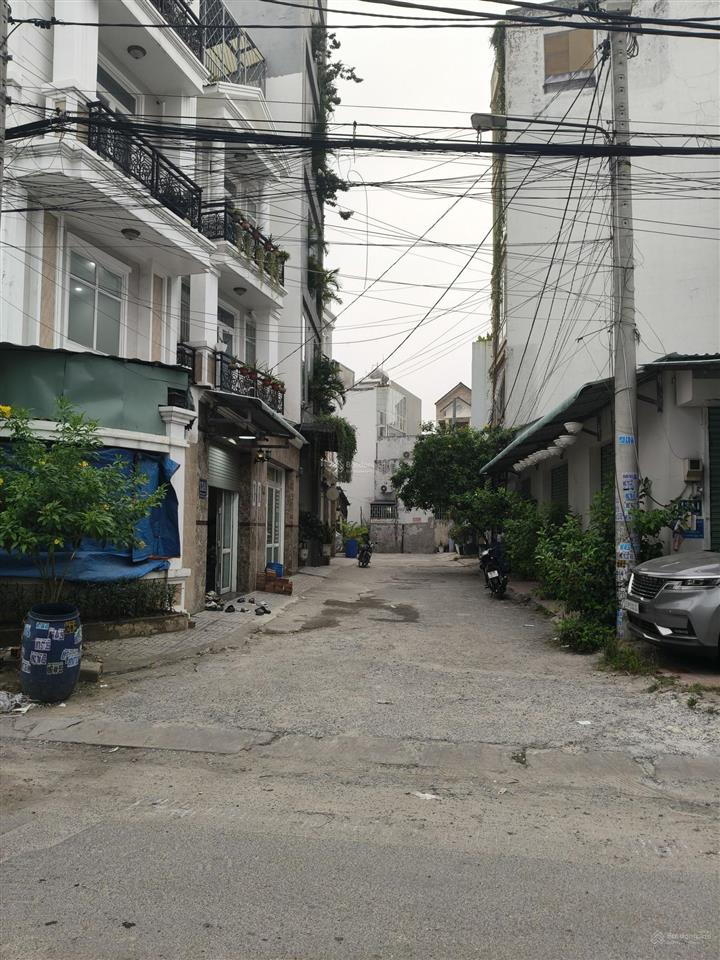 Bán nhà cấp 4, mt đường số 10, thủ đức, 70m2, giá 7 tỷ