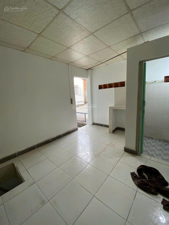 Bán gấp nhà 1 lầu, ngay chợ hiệp bình, hoàn công, 37m2, giá 3.4 tỷ